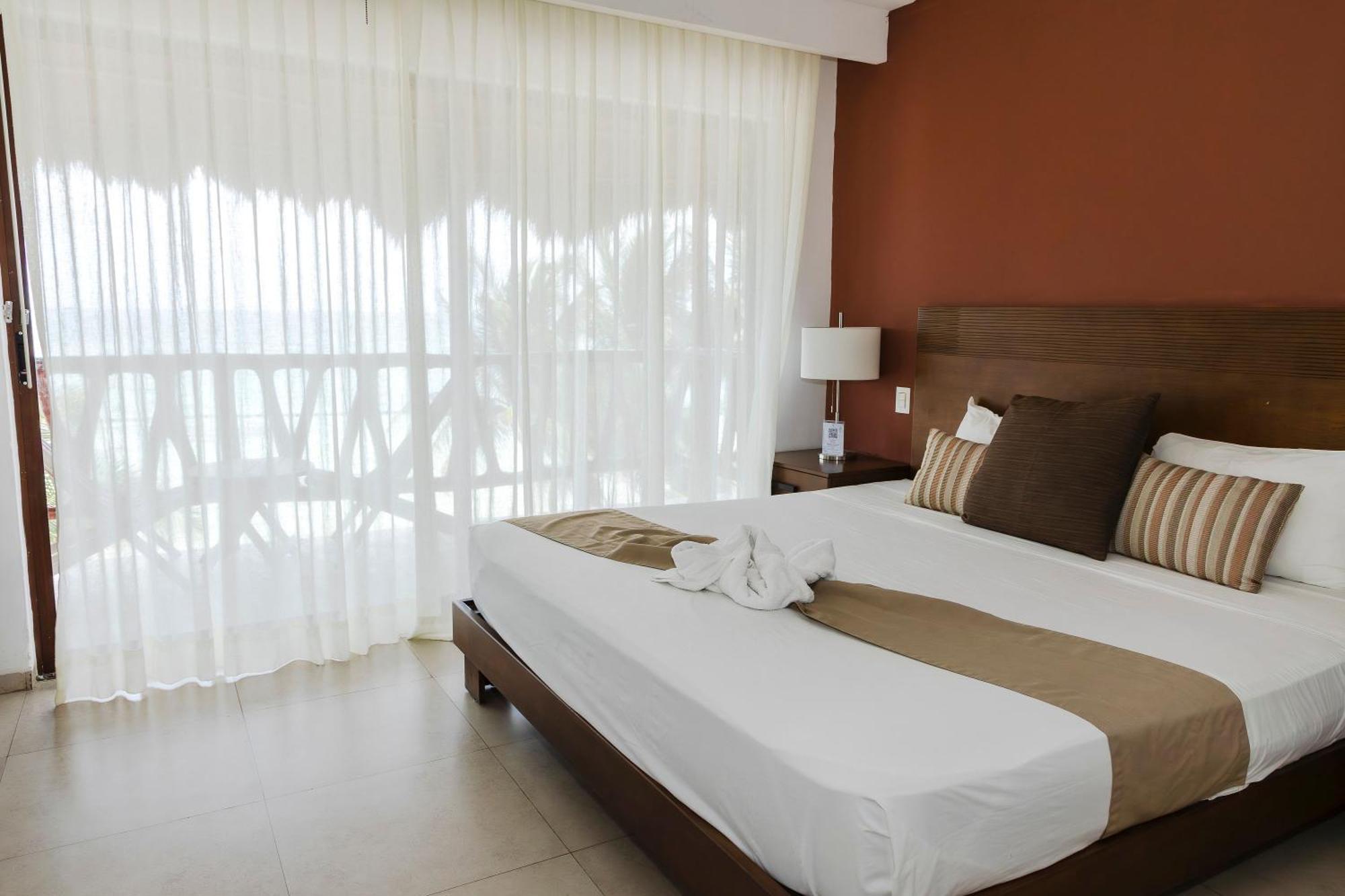 Quinto Sole Hotel Mahahual Ngoại thất bức ảnh